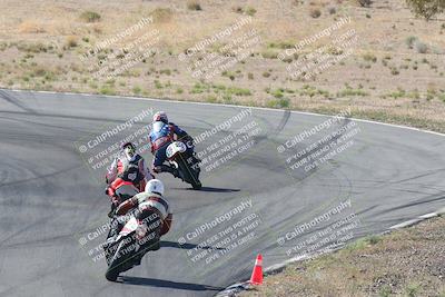 media/Apr-20-2025-AHRMA (Sun) [[393a79c373]]/Race/Group 11 early race/Turn 4b/